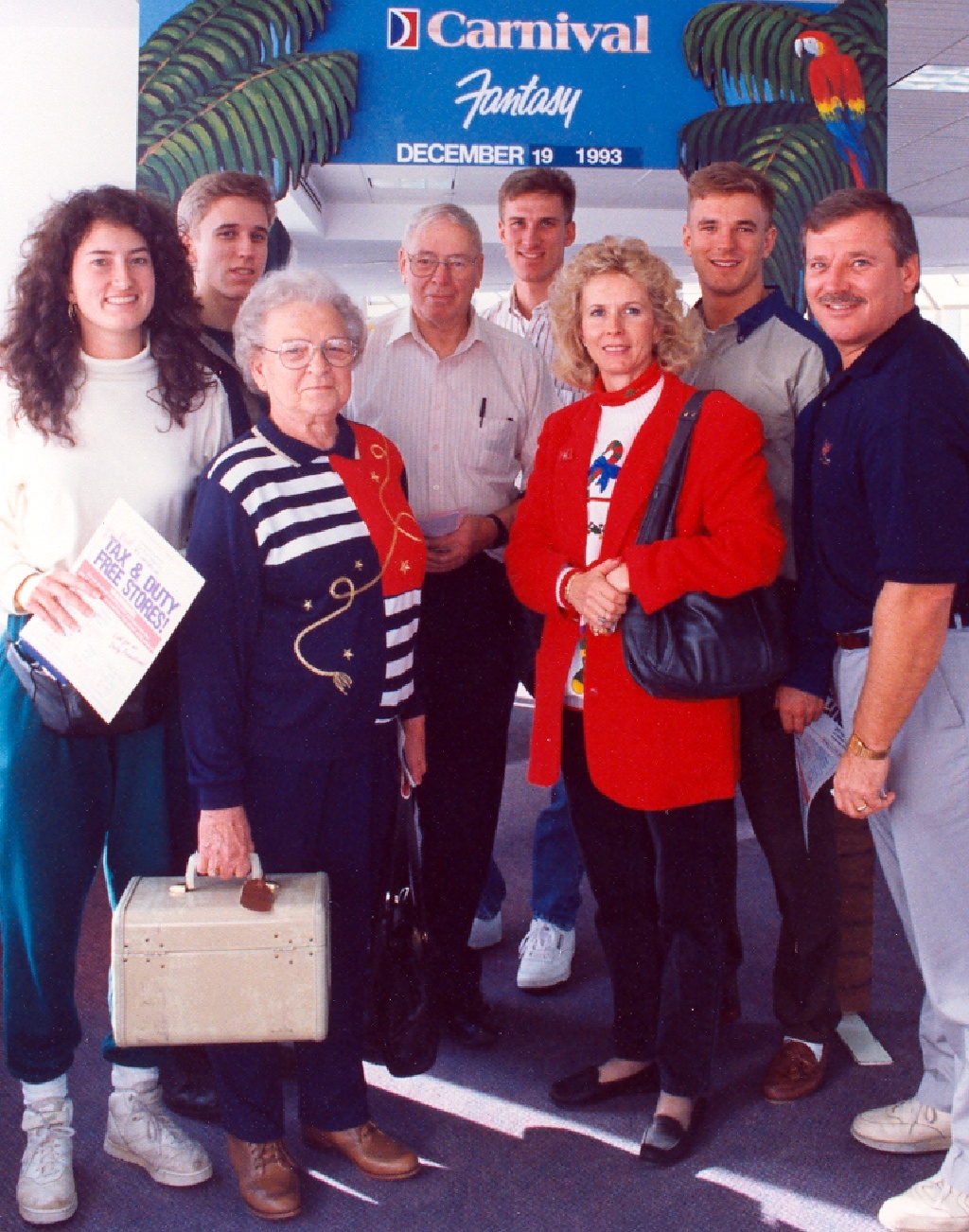 Gramphi Remembered/1024x768_1993-12-19-Cruise-Welcome-1.jpg